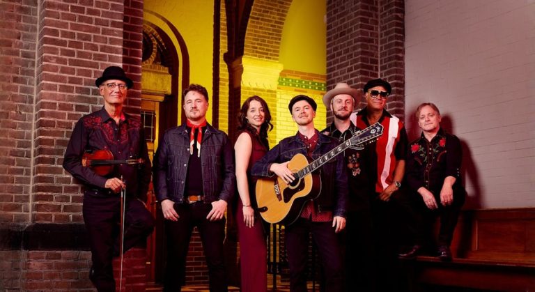 Rocky Mountain High – A Tribute to John Denver — muziek in Veghel